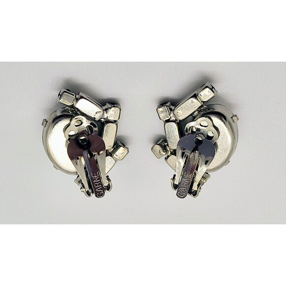 Rare Garne Black Accents with White Milk Glass Clip On Earrings - Picture 3 of 9